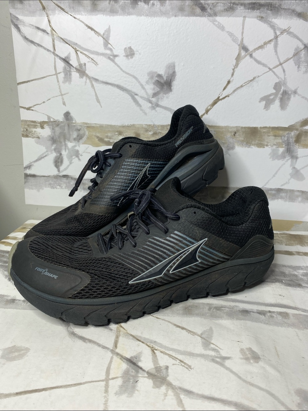 Altra Provision 4